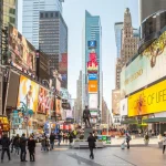 Khám phá vẻ đẹp và sự năng động của Quảng trường Thời Đại