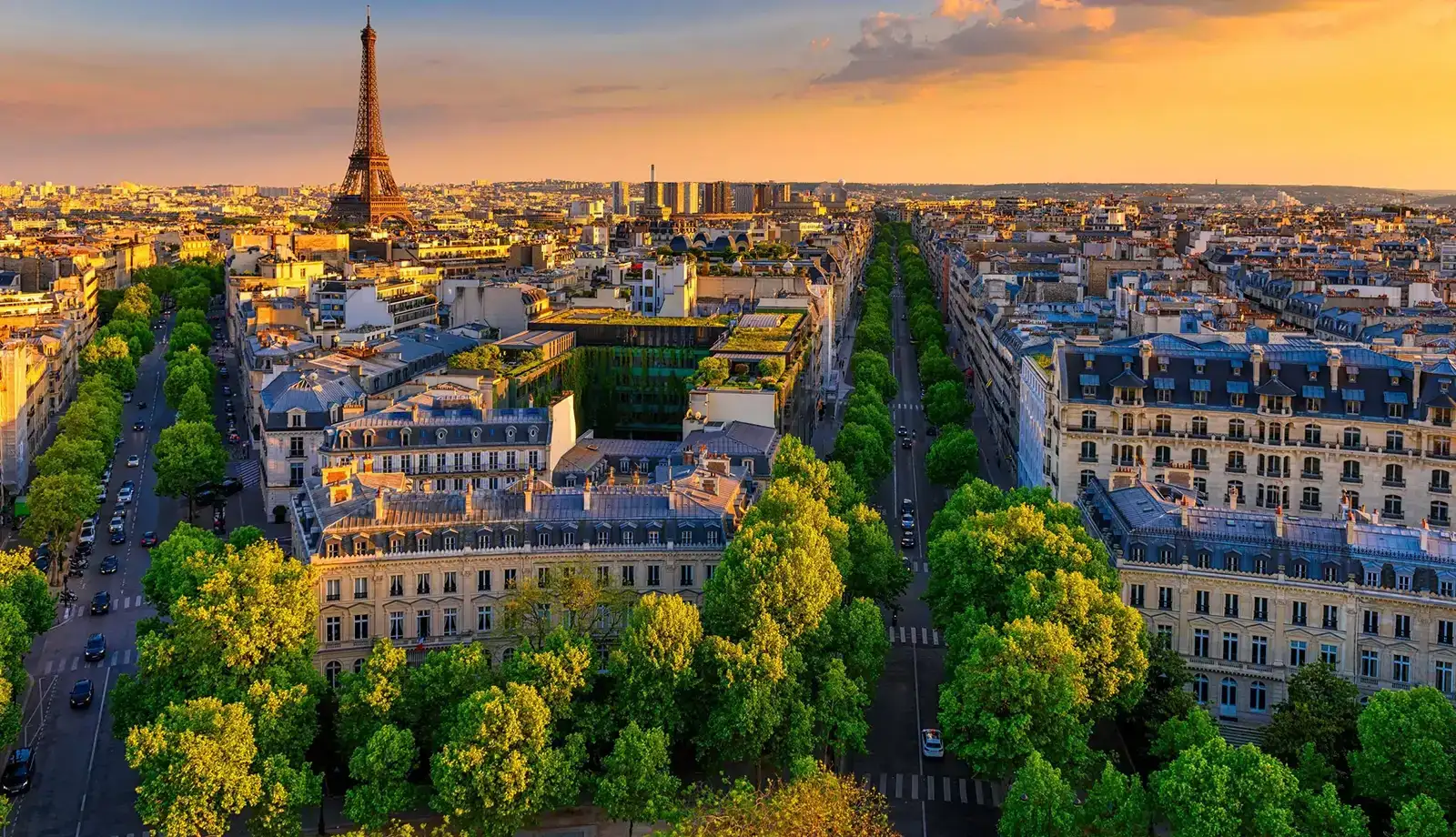 Đại lộ Champs Élysées - Nơi hội tụ của sự sang trọng và lịch sử