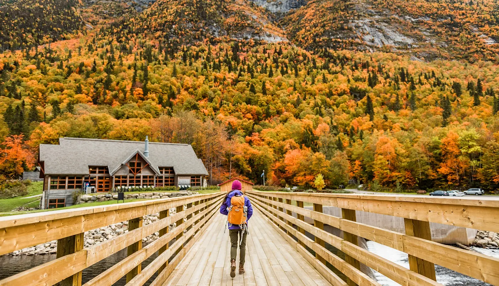 Chiêm ngưỡng vẻ đẹp lãng mạn của mùa thu Canada