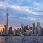Tháp CN Tower - biểu tượng của quốc gia Canada