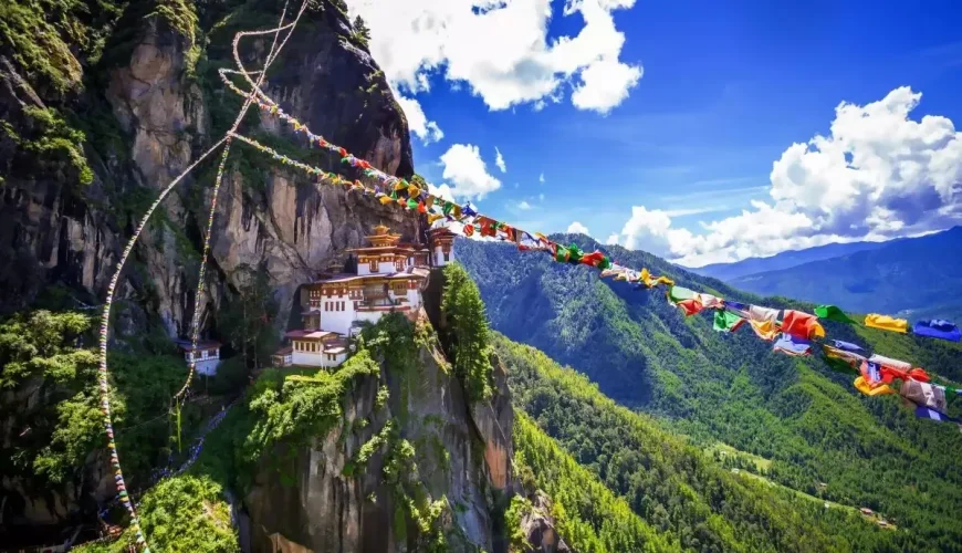 Khám phá lễ hội đặc sắc khi đi du lịch Bhutan